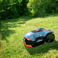 Робот газонокосилка GPS, 22.5 см, в комплекте 1 батарея 4.0Ач, Зарядная станция. X2 20В