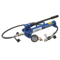 Насос ручной гидравлический 700 бар; 0, 6 л; комплект (манометр, рукав 1,5 м, кейс), GARWIN INDUSTRIAL, 811006-700-0600-K