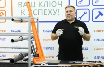 Как работать с плашками и метчиками