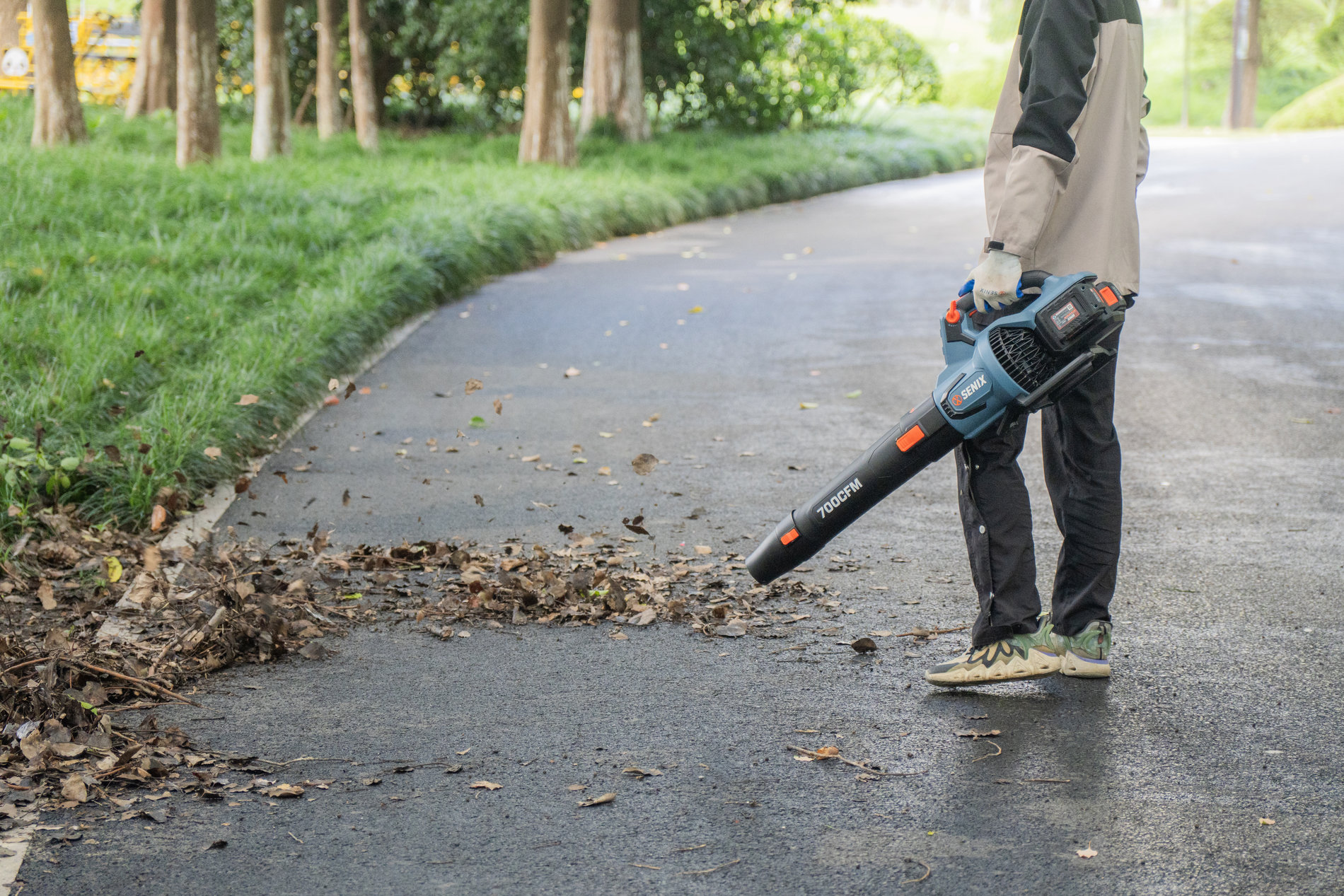 Воздуходувка аккумуляторная, 40В, 2 АКБ и ЗУ 2X2 20V