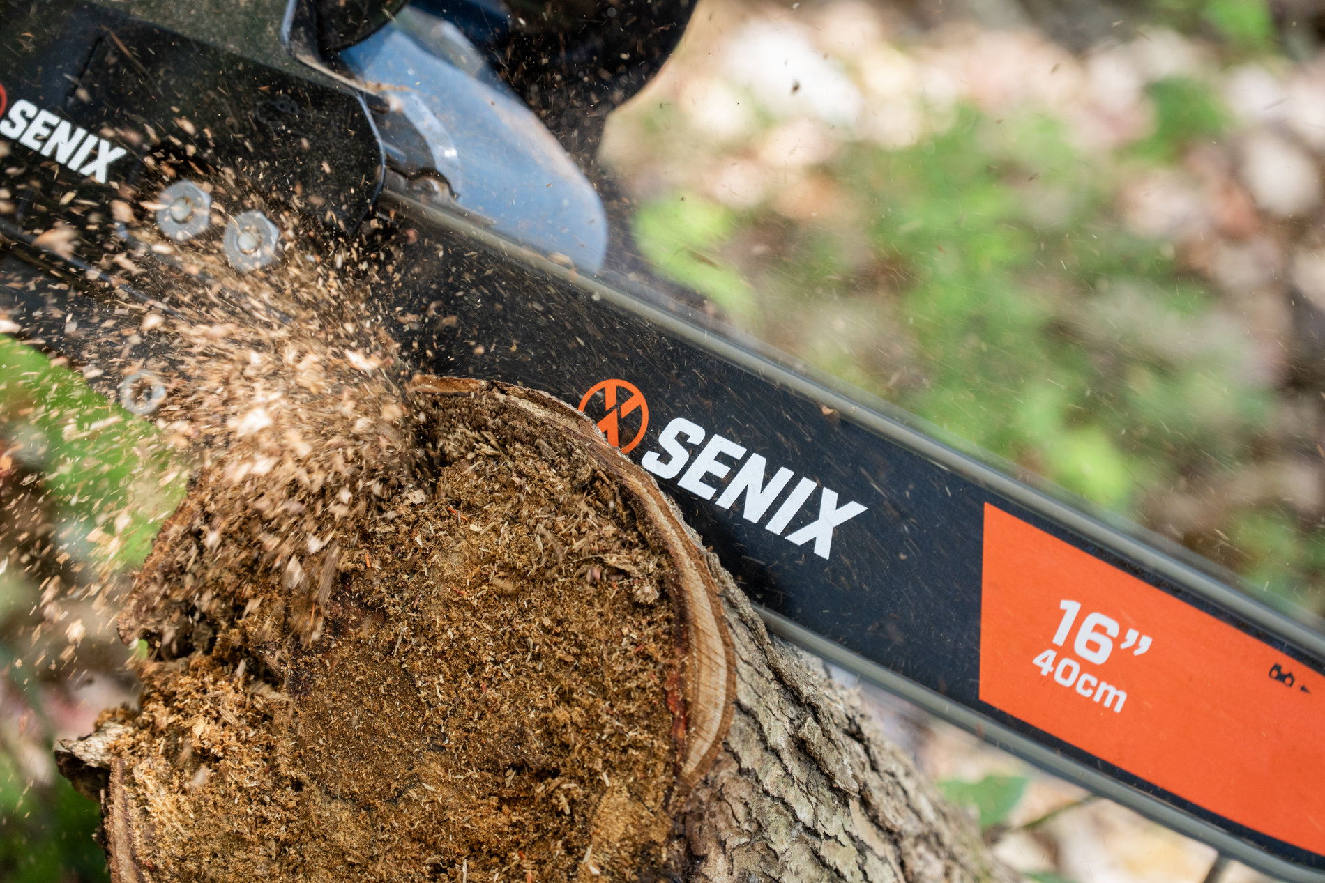 Пила цепная, бесщ.мотор, 40 см (16). В комплекте: 1 батарея 10.0Ач, ЗУ X8 84В