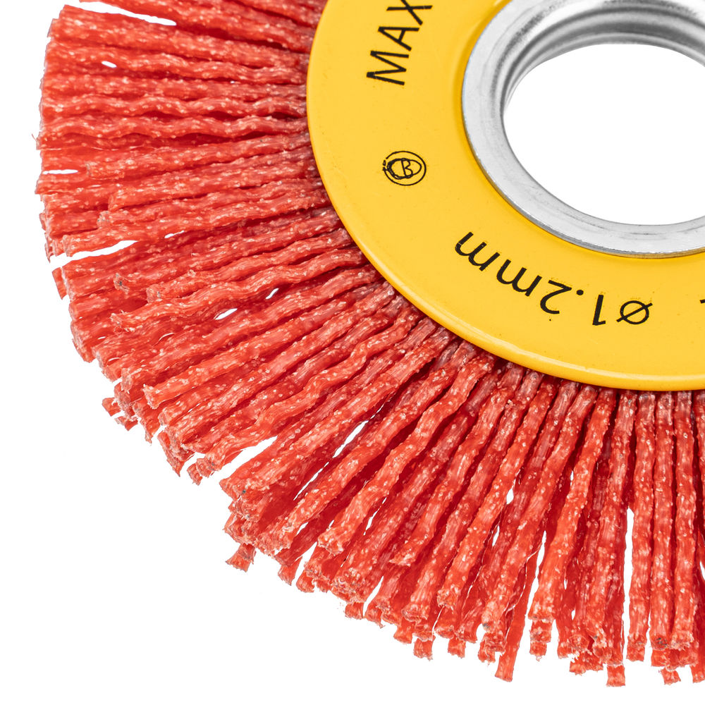 Щетка для УШМ, 100 мм, Плоская, нейлоновая щетина, посадка 22,2 мм Denzel (74437)