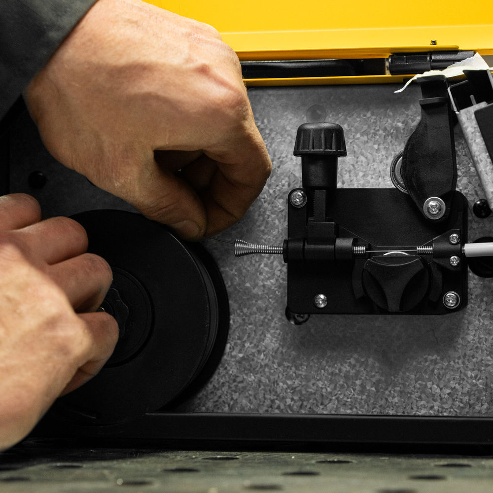 Аппарат инвертор. полуавтомат. сварки Mini MIG-140LFG, 140 А, ПВ 60%// Denzel (94305)