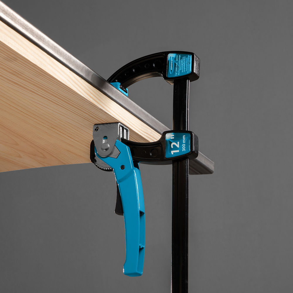 Струбцина реечная быстрозажимная 12, металлический корпус, рычажный храповой механизм, 300 мм Gross (20721)