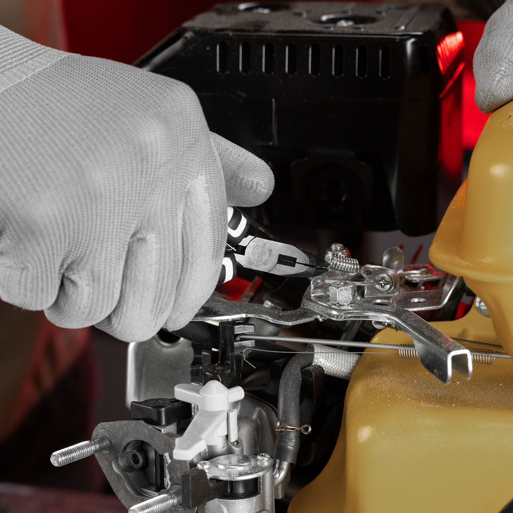 Длинногубцы Mini, 125 мм, изогнутые, авторазжим, Pro Matrix (17831)