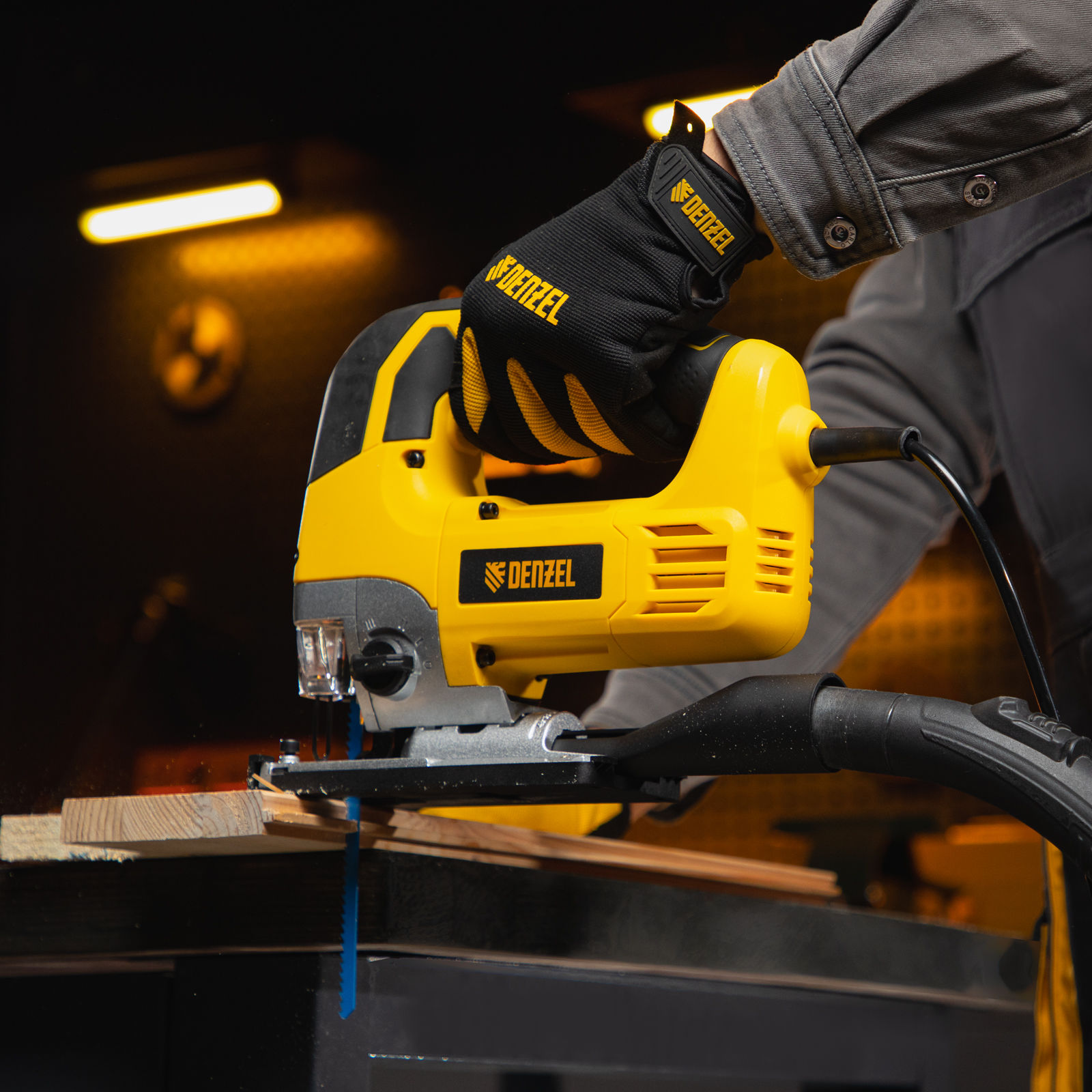 Лобзик электрический JS-110, 750 Вт, 110 мм Denzel (27107)