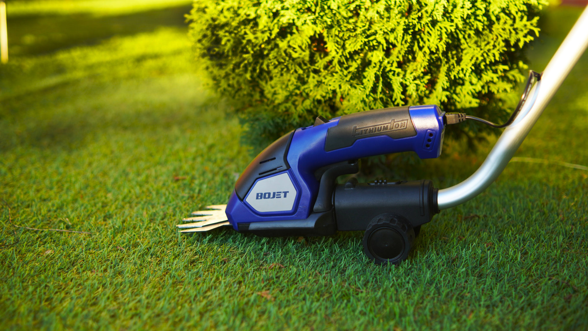 Садовые ножницы-кусторез аккумуляторные 7.2В