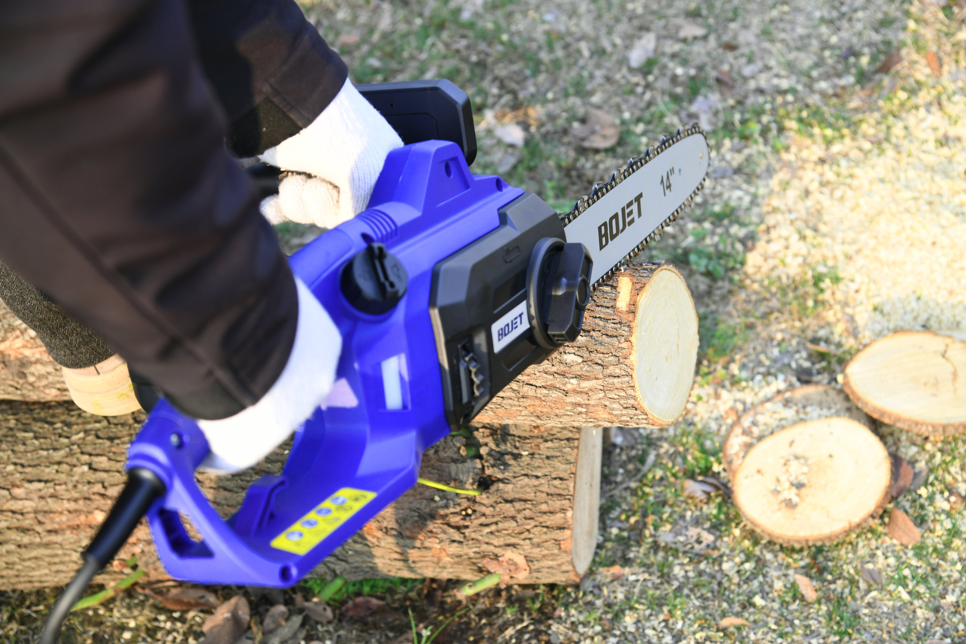 Электрическая цепная пила 1800Вт, 35 см (14).