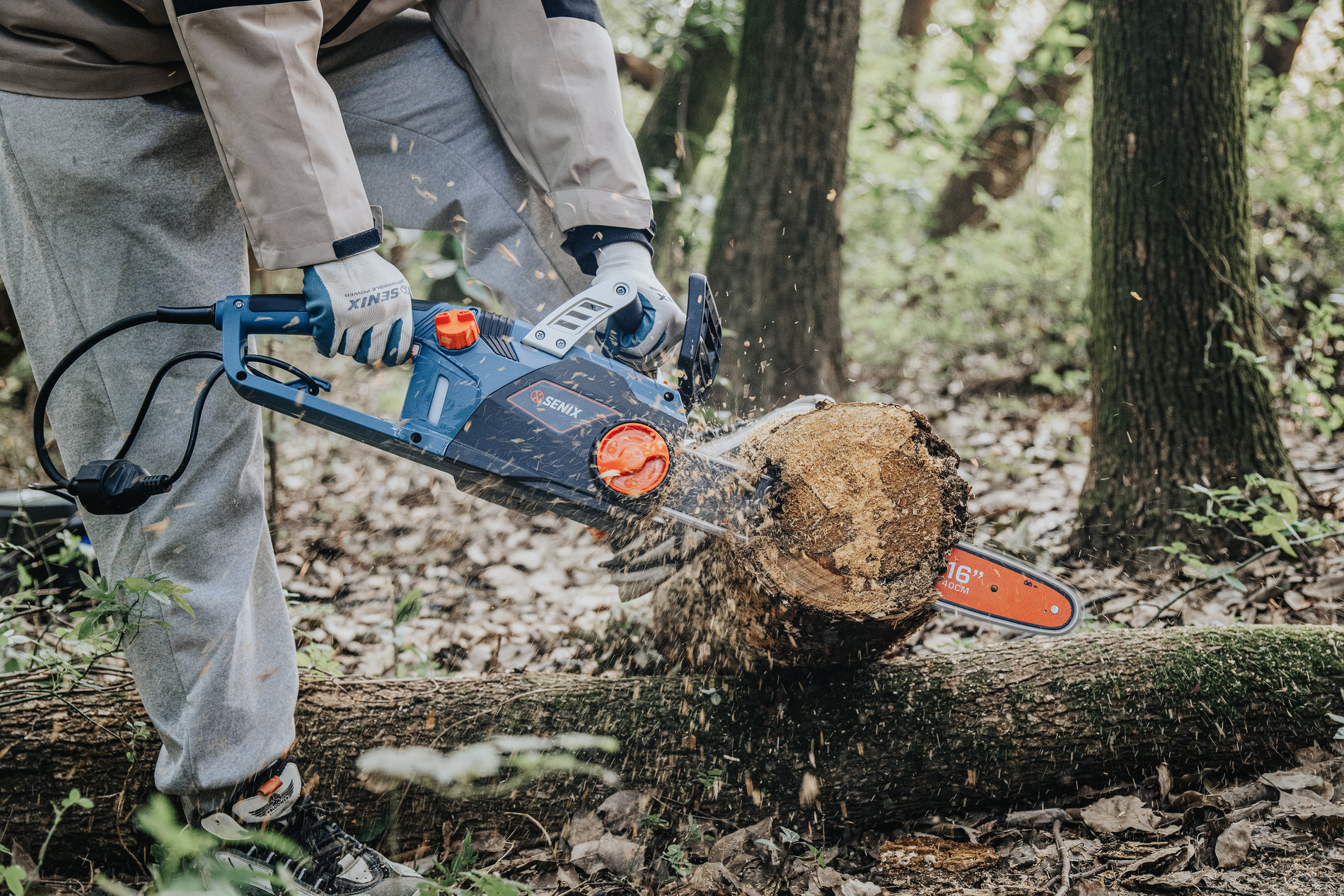 Электрическая цепная поперечное исполнение пила 2200Вт, 40 (16)