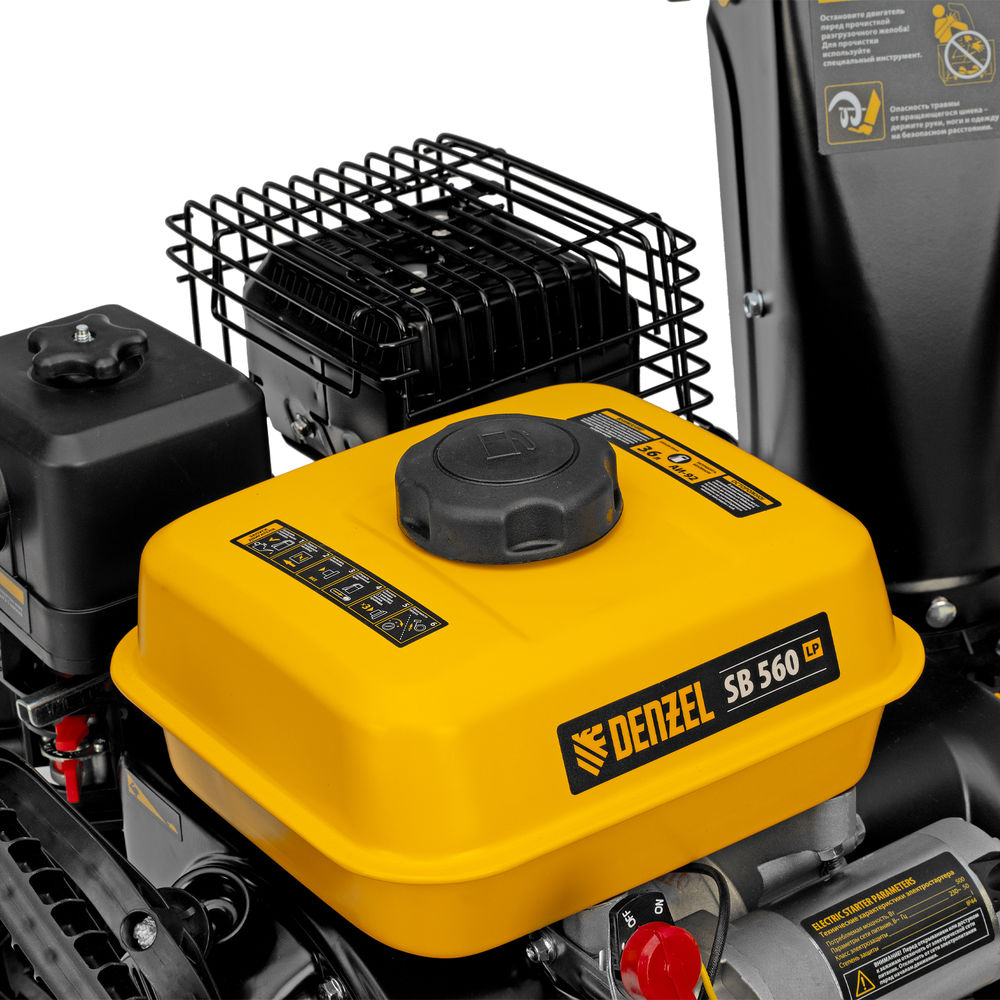 Бензиновая снегоуборочная машина SB 560 LP, 212 cc, электростартер, фара Denzel (97652)