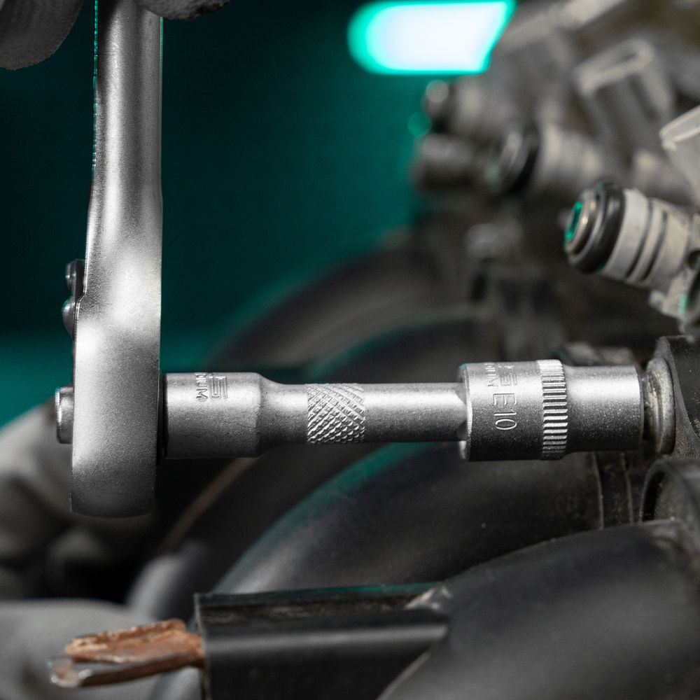 Набор инструментов, 1/4, CrV, пластиковый кейс 57 предметов Stels