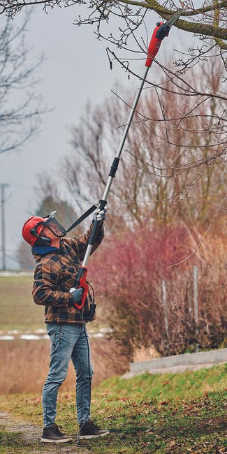 Высоторез электрический Einhell GC-EC 7520 T, 750Вт,цепной,шина 200мм,тел.штанга 1.78-2.57м,бак100мл (4501240)