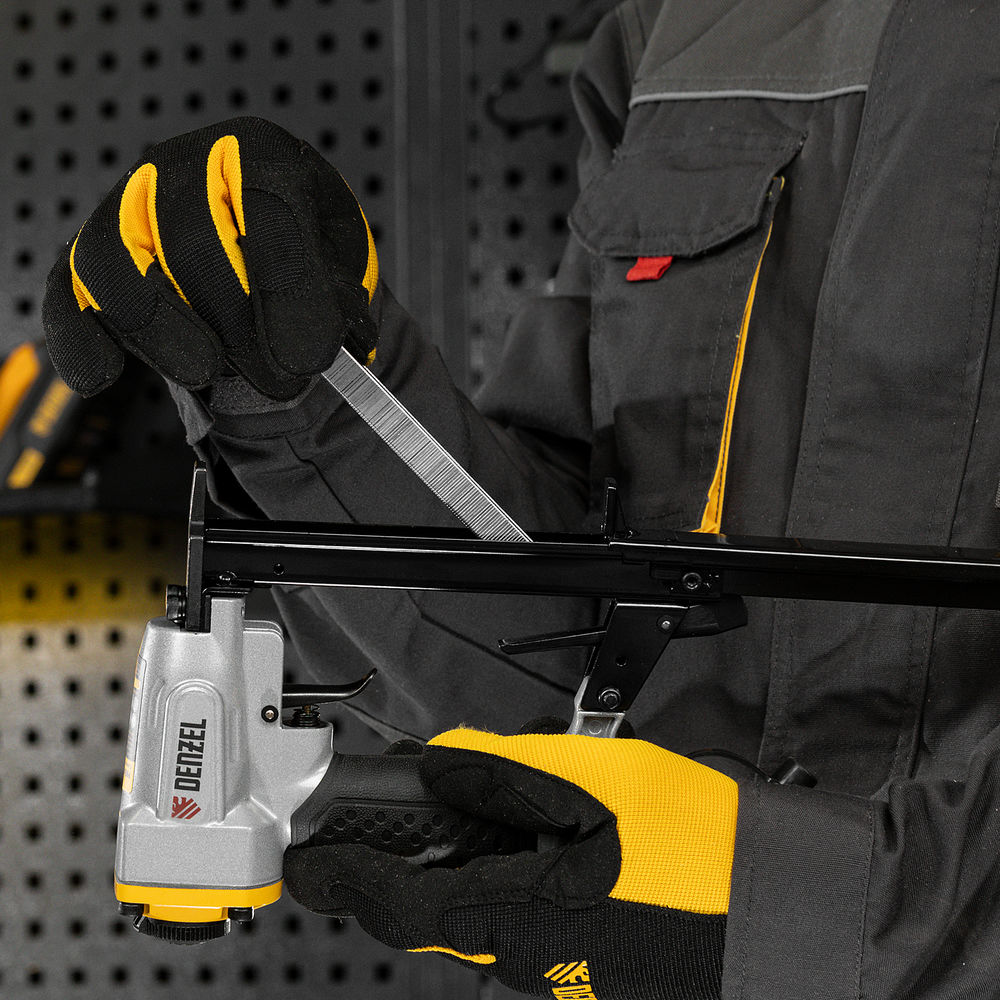 Скобы 21GA для пнев. степл., 12мм, шир. - 0,95мм, тол. - 0,6мм, шир. скобы - 12,8мм, 5000шт Denzel (57676)