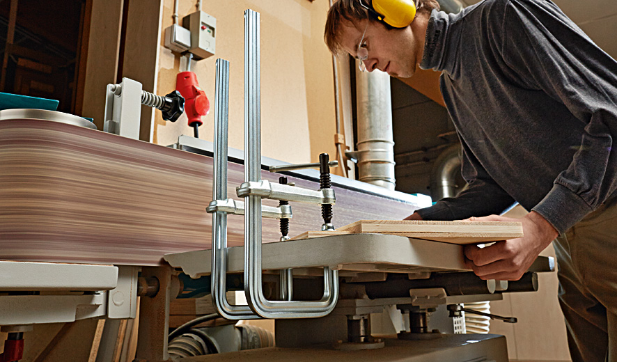 Струбцина U-образная цельнометаллическая лёгкая 250/120, 4 кН, Т-ручка GU25-12-6ZK BE-GU25-12-6ZK