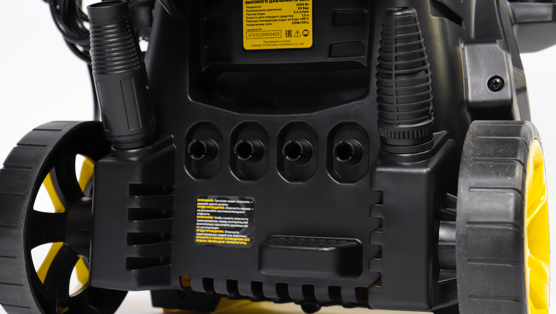 Мойка CHAMPION HP3200 (2,0кВт 105бар t 40С 5,5л/мин 15,3кг асинхронный, пеногенератор) (HP3200)