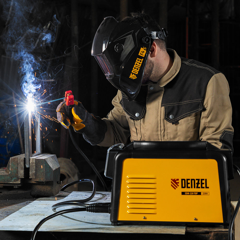Аппарат инвертор. дуговой сварки SDM-220 Top, 220 А, ПВ 60% кейс Denzel (94358)