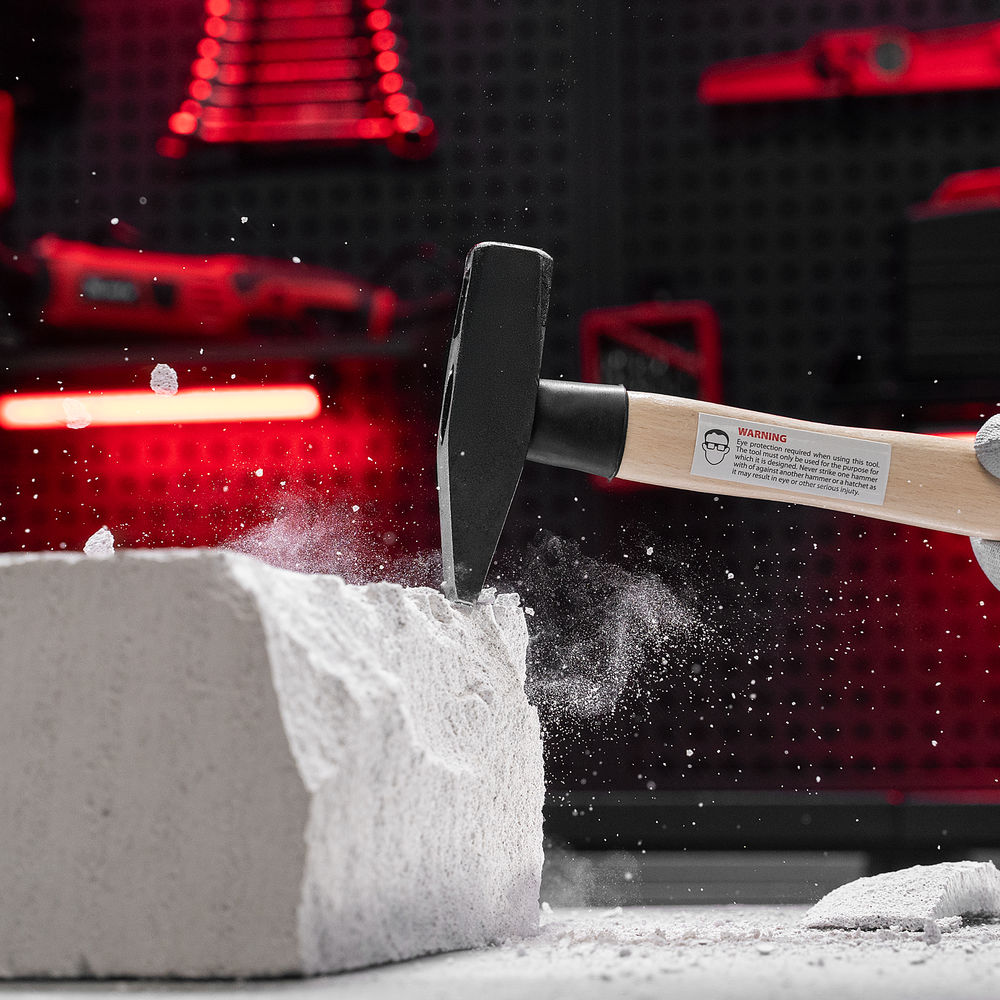 Молоток слесарный, 400 г, квадратный боек, деревянная рукоятка Matrix