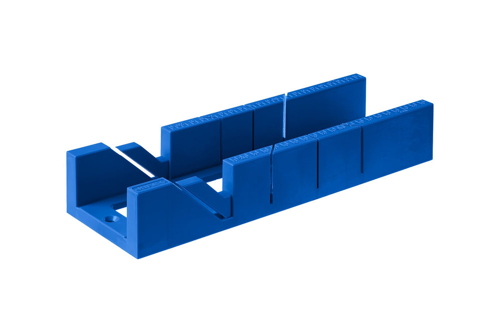 Стусло пластиковое с пилой 65 х 40 мм, 300 мм ЗУБР Профессионал 15380-30_z01
