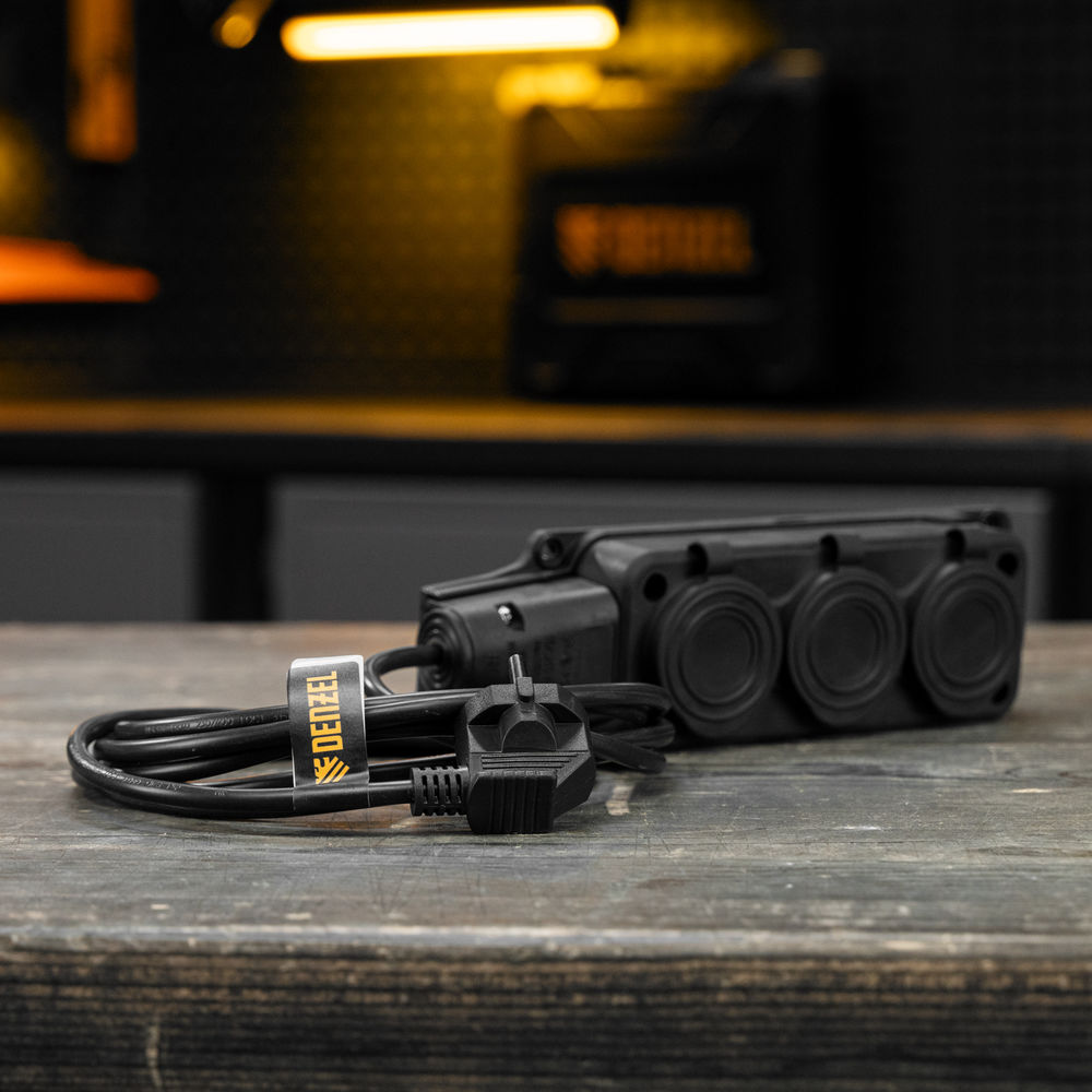 Шнур сетевой Energy Series, ПВС, 3 м, 3 x 1 мм, с неразборной вилкой, черный, Denzel (37667)