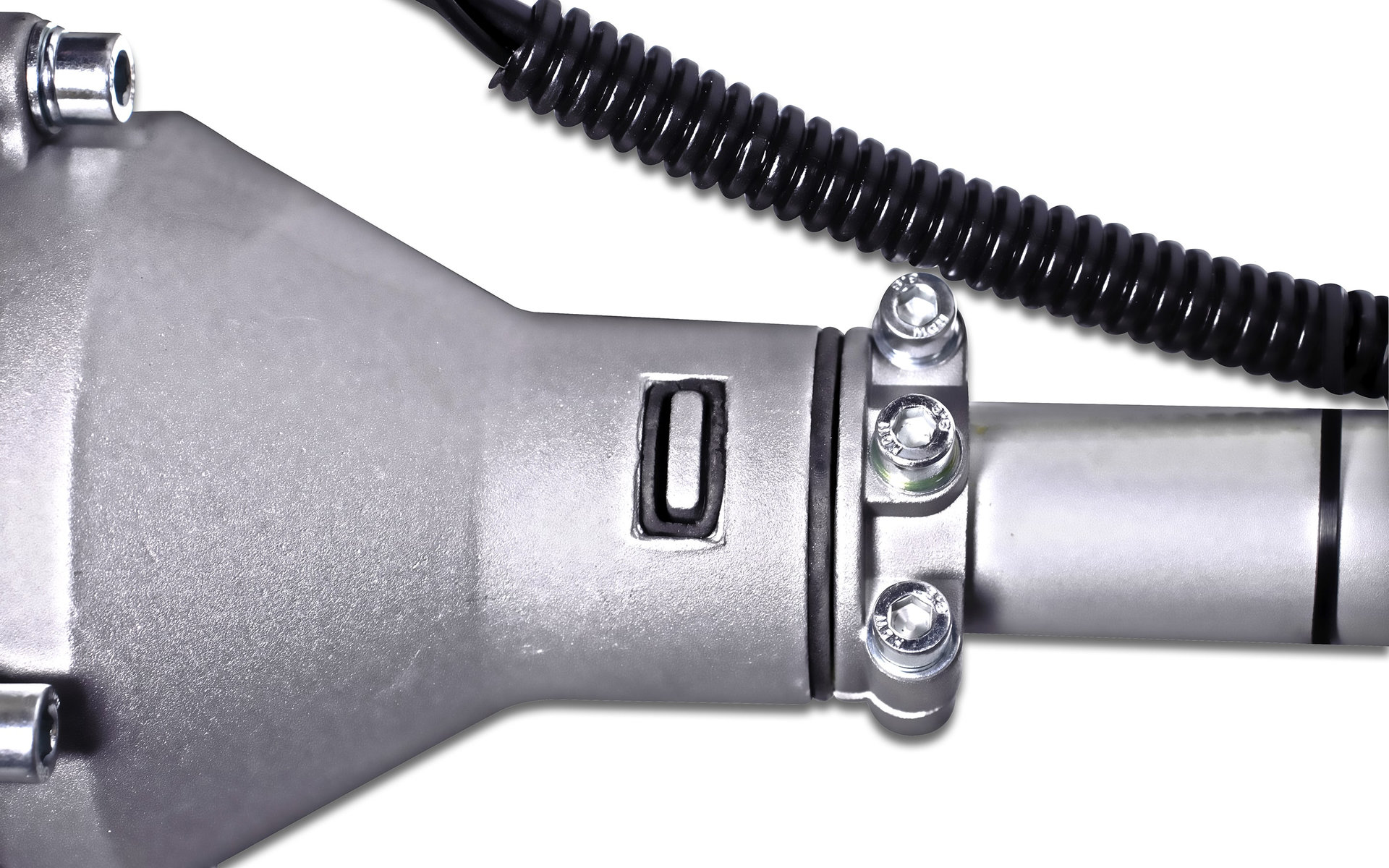 Триммер CHAMPION Т338S-2 неразъемн.прям. 0,9кВт 32,6см? 6,2кг HT21+40/255/25,4 U-ручка