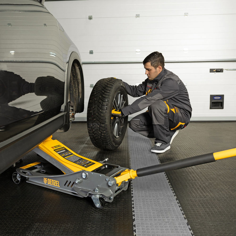 Домкрат гидравлический подкатной, 3,8 т, 110-580 мм, быстрый подъем, низкий подхват, проф. Denzel