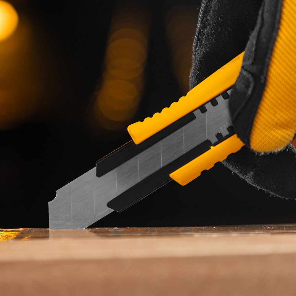 Лезвия, 18 мм, нерж. сталь 440, 0,5 мм, 5 штук Denzel (79307)