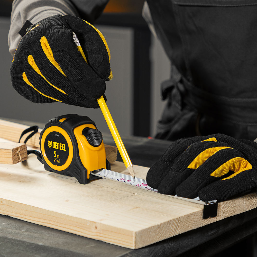 Рулетка 5м х 25мм, обрезиненный корпус, автоматическая фиксация Denzel