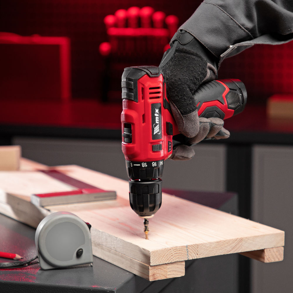 Дрель-шуруповерт аккумуляторная MCDL-12-02P, Li-Ion, 12 В, 2 акк. MTX (26181)