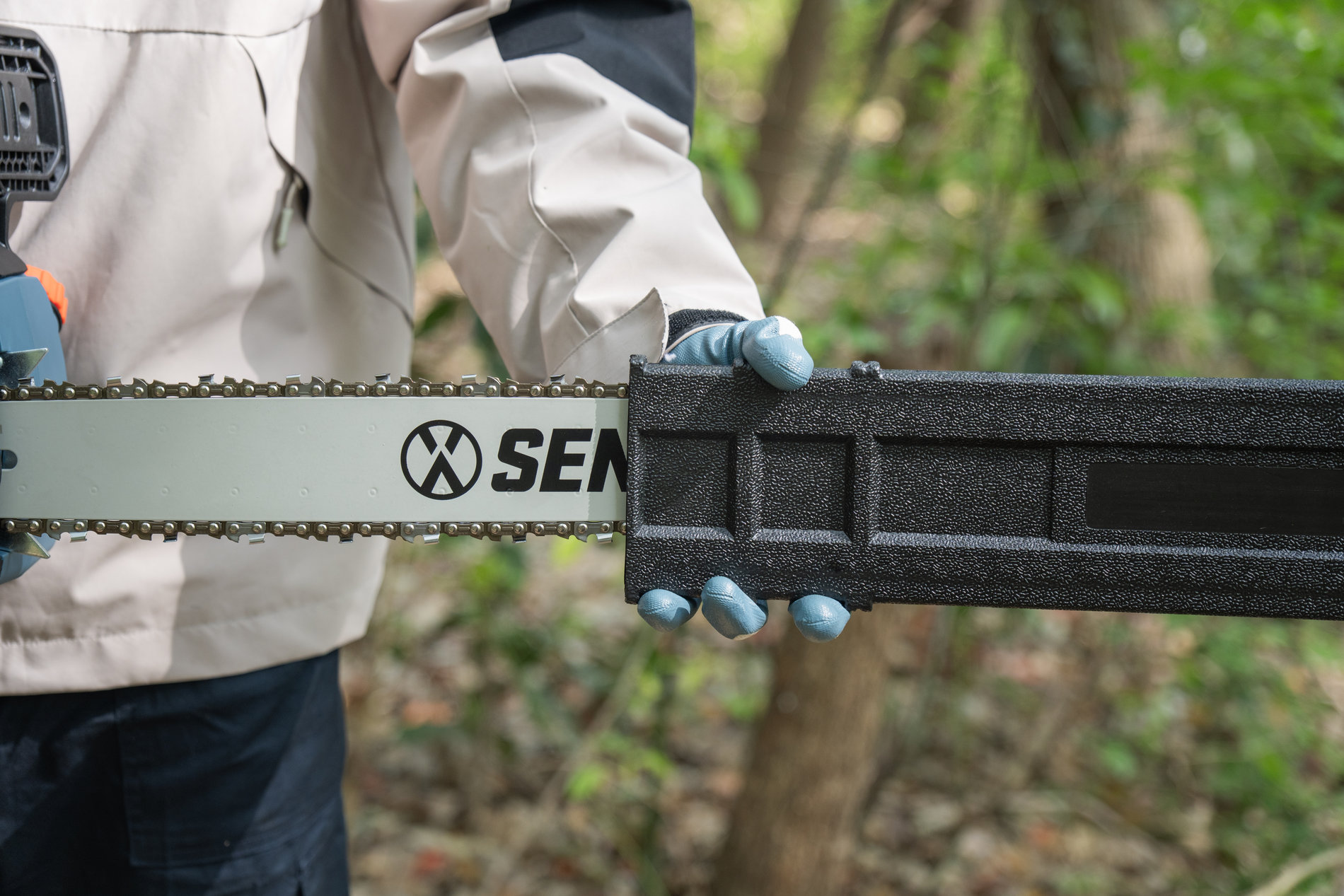 Электрическая цепная продольное исполнение пила 2400Вт, 47,5 (18)