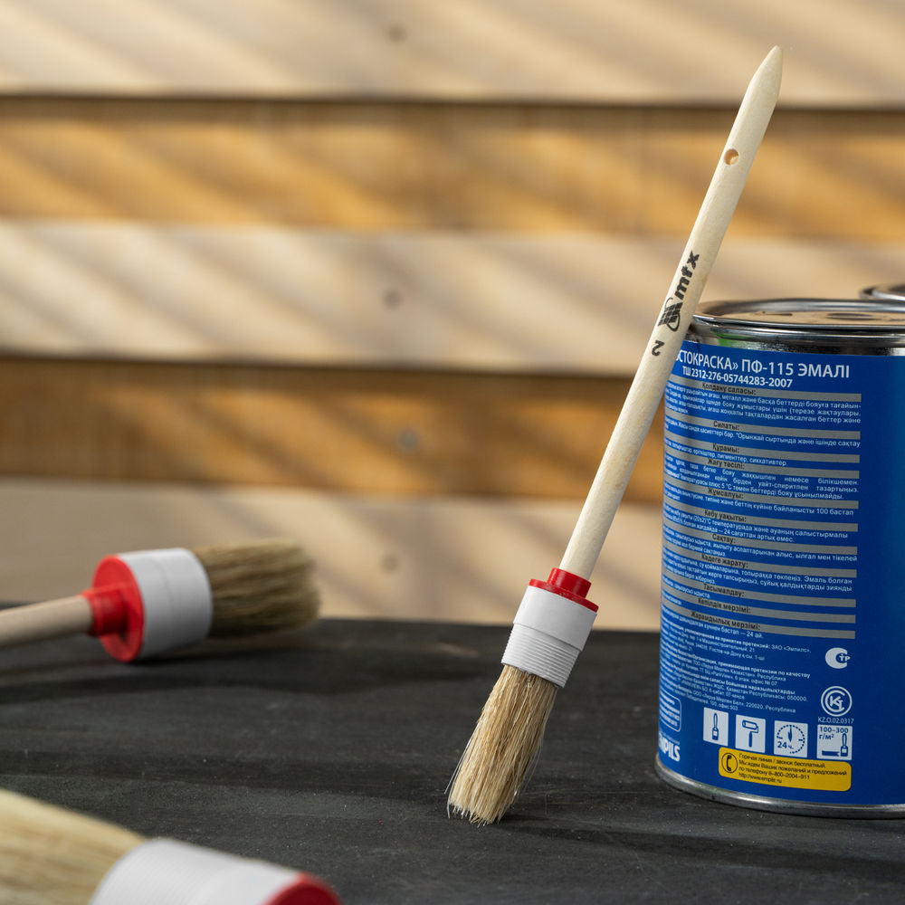 Кисть круглая № 2 (20 мм) натуральная щетина, деревянная ручка MTX (82072)