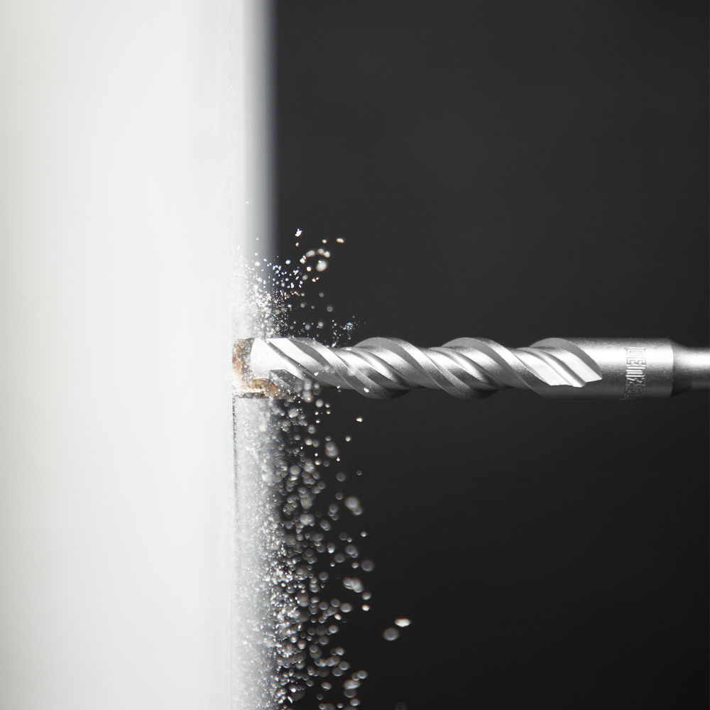 Бур по бетону, двойная спираль, три пылеотводящие кромки, 16 x 160 мм DENZEL (705036)