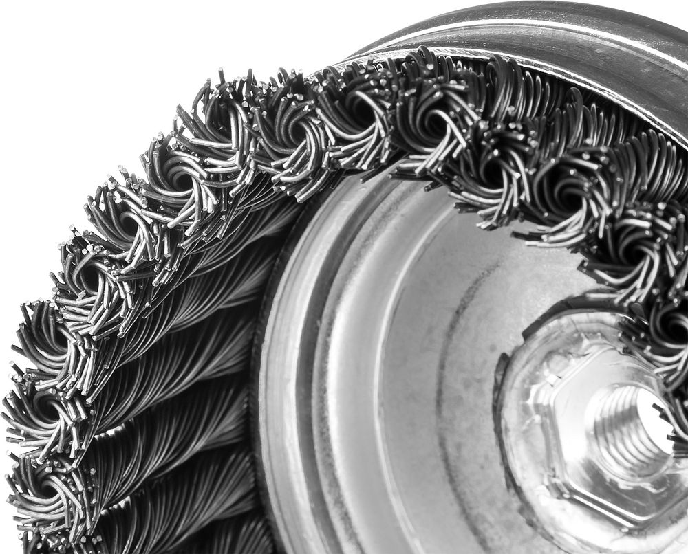 Щетка-крацовка чашечная для УШМ 80 мм, стальная проволока 0.8 мм ЗУБР Профессионал 35271-080_z02