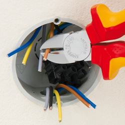 Бокорезы VDE, 140 мм, хром, 2-комп диэлектрические ручки (KN-7006140)