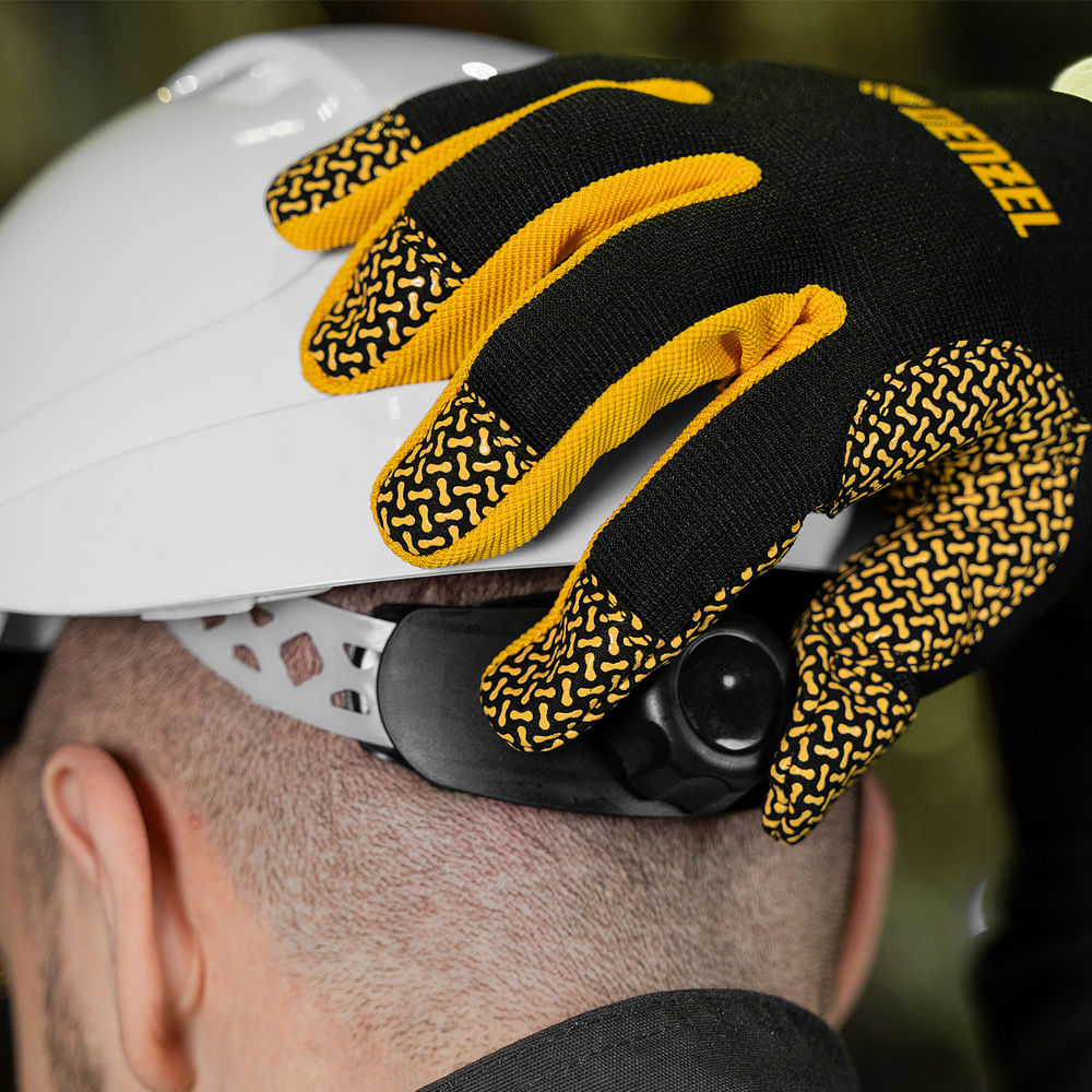 Каска защитная ударопр.«Форвард» (К-05)ABS/PC,комплект со встроен.очк.ОЧК-05 Форвард,белая Denzel (89205)