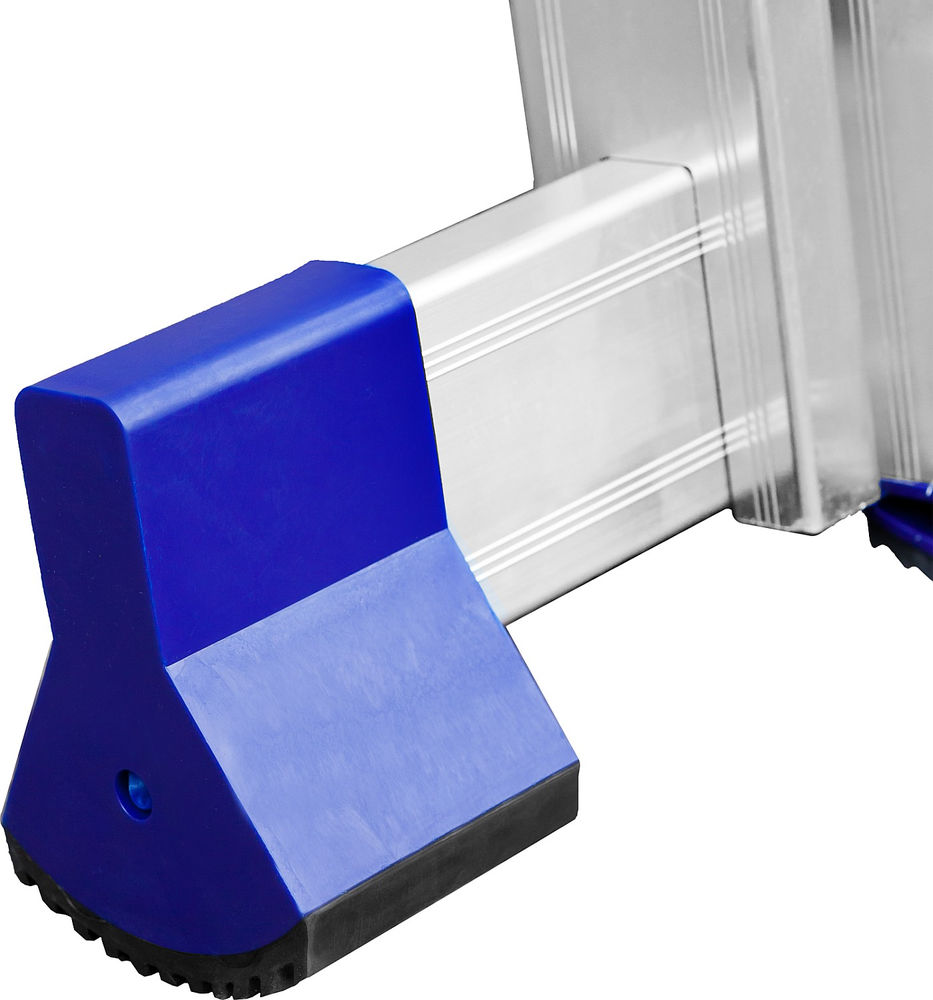 Алюминиевая трехсекционная лестница 7 ступеней со стабилизатором СИБИН 38833-07