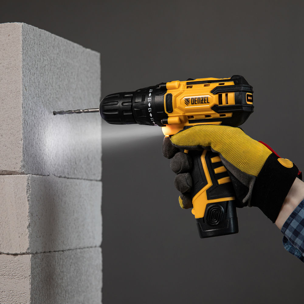 Дрель-шуруповерт аккумуляторная CDL-12CB, Li-Ion, 12 В, 1 акк. Denzel (26102)