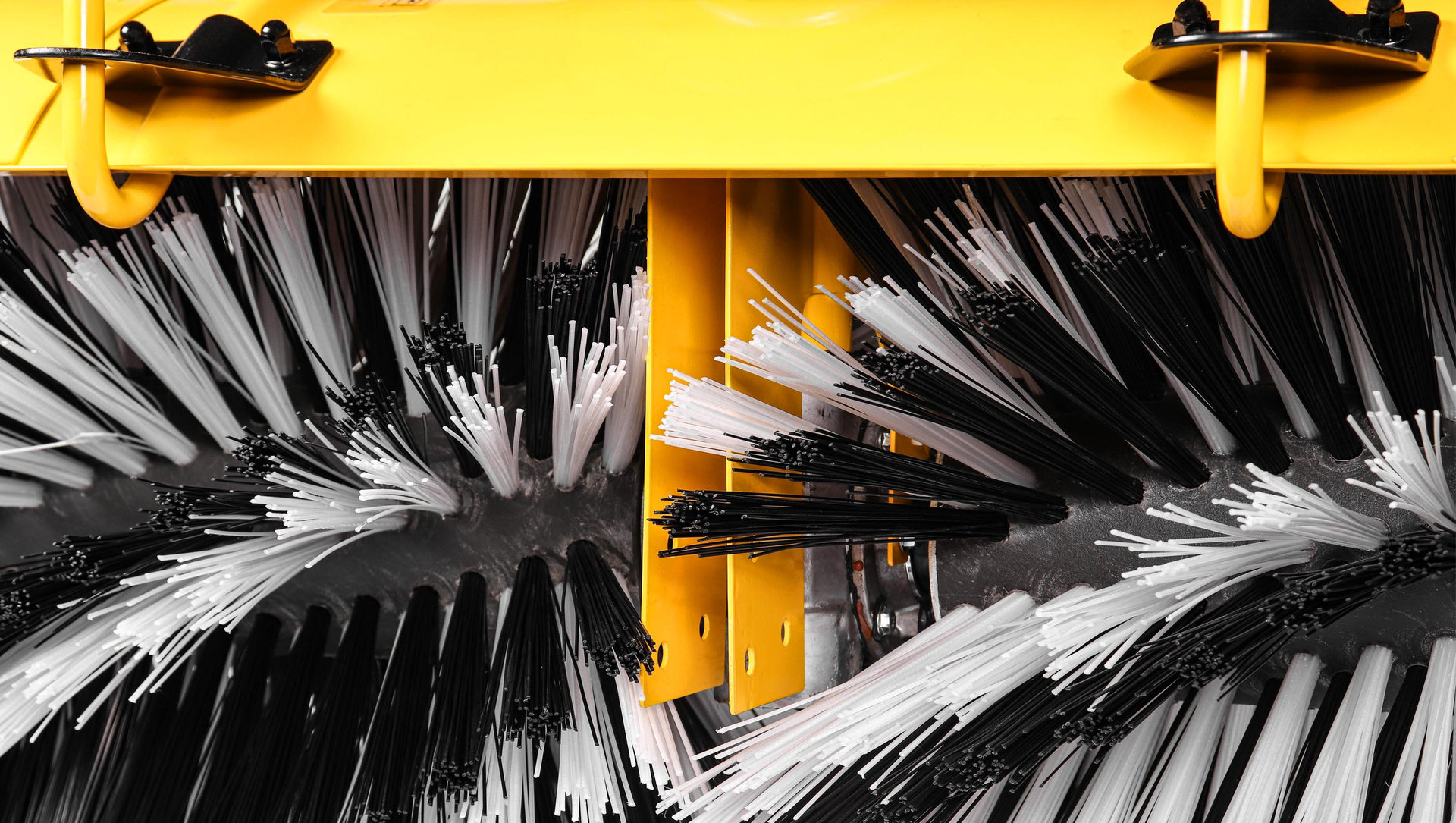 Машина подметально-уборочная PRO 5,45л/с 173см? шир.80см 76кг щетка CHAMPION GS5080