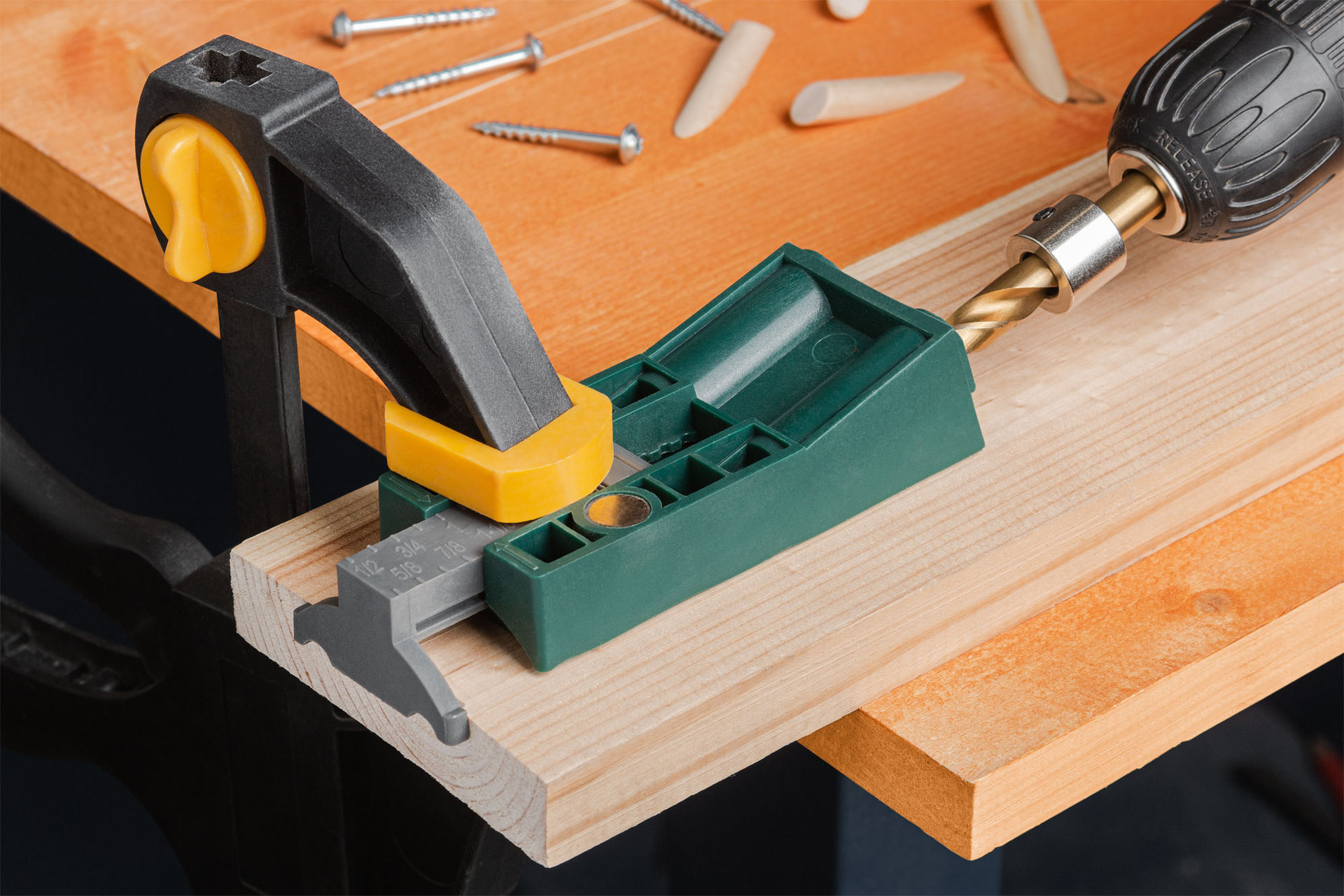 Кондуктор для глухих отверстий с ограничителем глубины двойной, пластиковый кейс (36417)