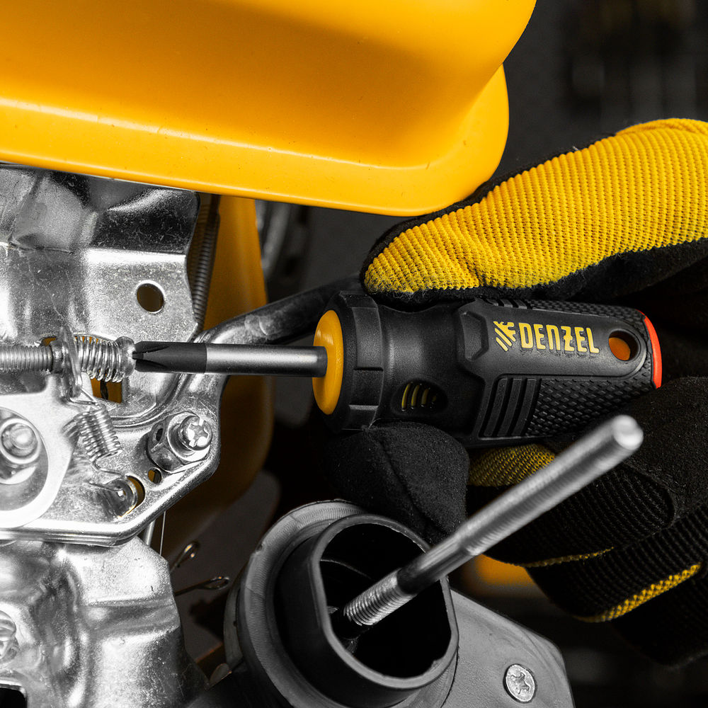 Набор отверток на полке, 8 шт., PH+SL, S2, 3к рукоятка Denzel (122137)