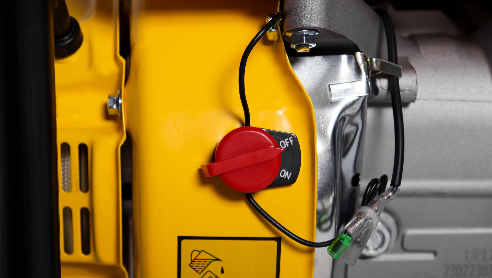 Мотопомпа CHAMPION GP50 (2 600л/мин 8/28м 7лс 3,6л 22,5кг) (GP50)