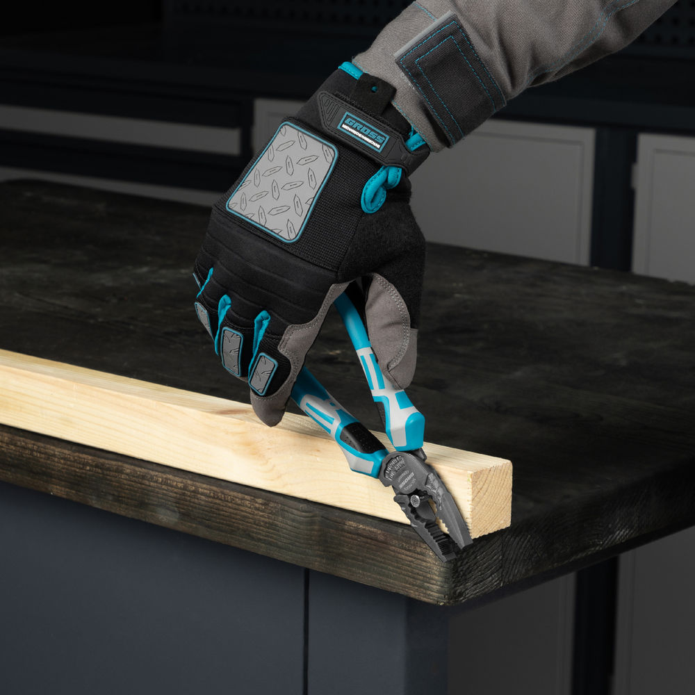 Плоскогубцы комбинированные 205 мм, трехкомпонентные рукоятки Gross (16975)