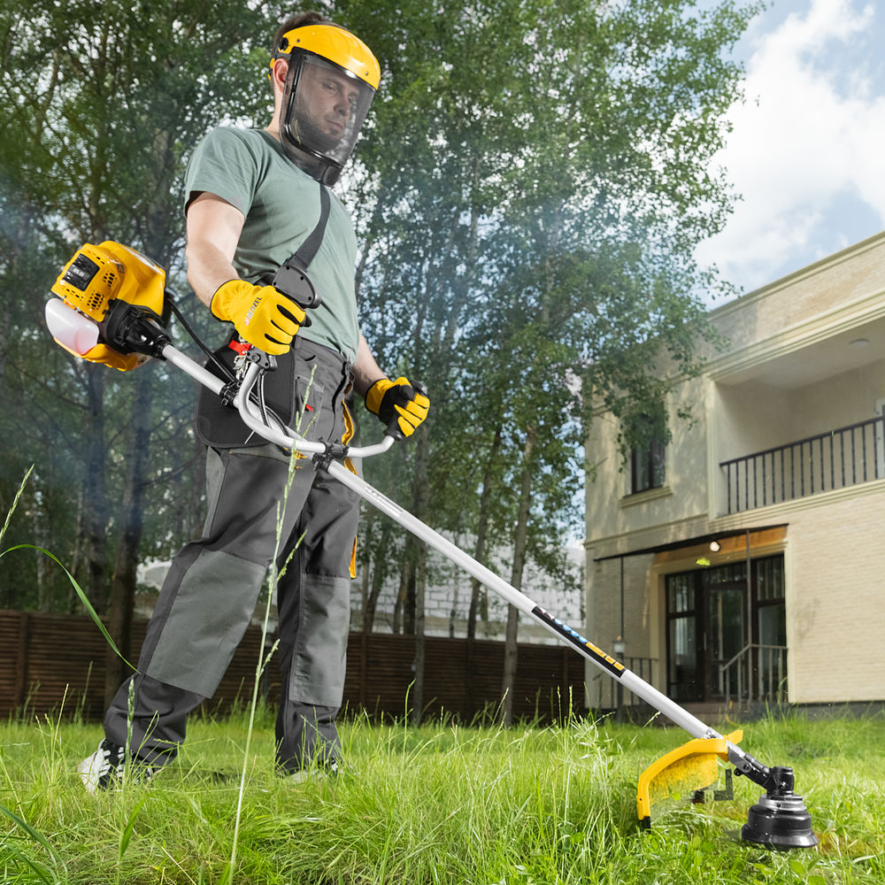 Триммер бензиновый DTL-33, 33 см3, неразъемная штанга Denzel (96261)