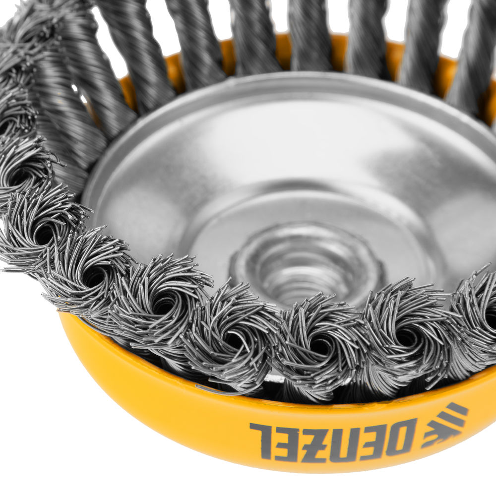 Щетка для УШМ, 125 мм, Чашка, крученая нержавеющая проволока 0.5 мм, М14 Denzel (746273)