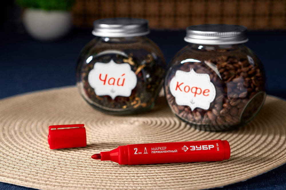 Перманентный маркер МП-300 красный, 2 мм ЗУБР 06322-3