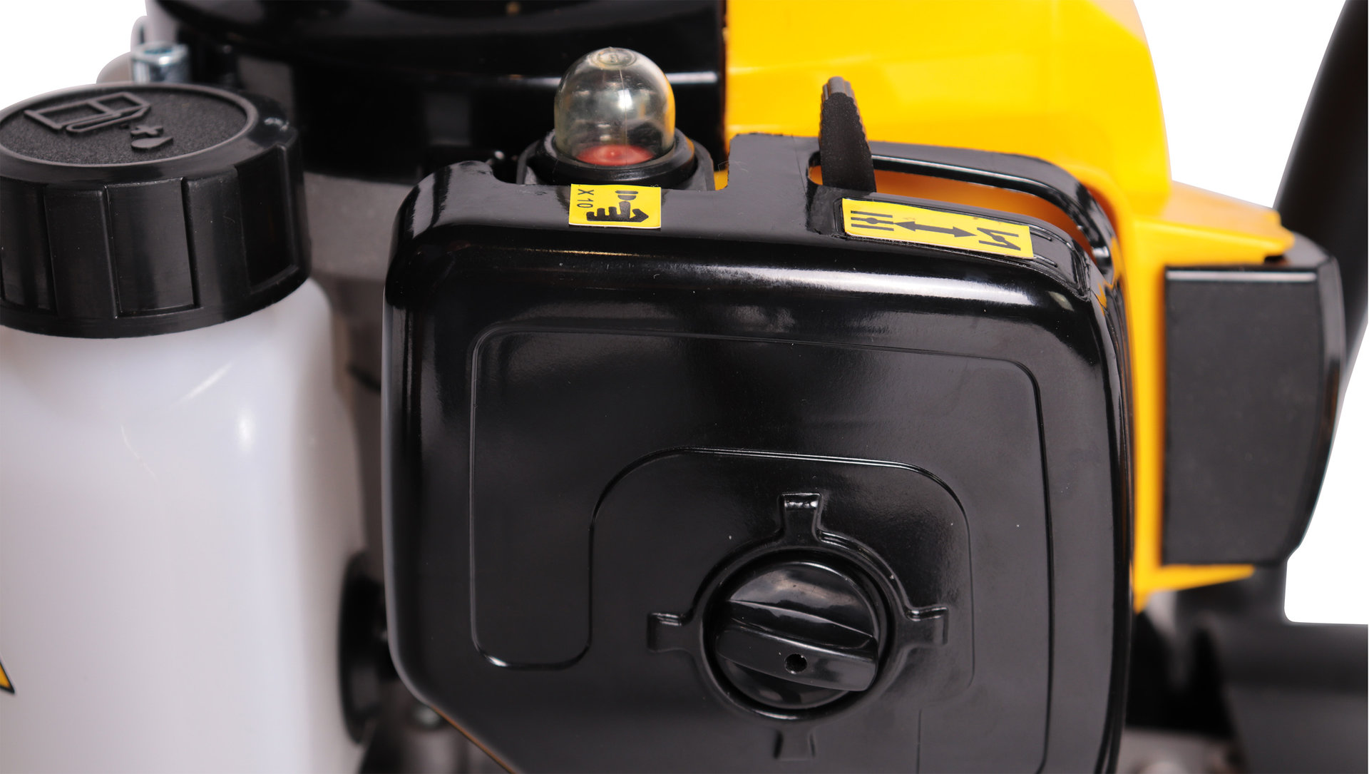 Бензоножницы CHAMPION HT626R(0,75кВт 25,4см? 600мм 5,6кг) HT626R