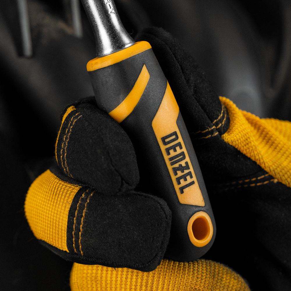 Ключ-трещотка 1/4, 90 зубьев, с быстрым сбросом, CrV Denzel