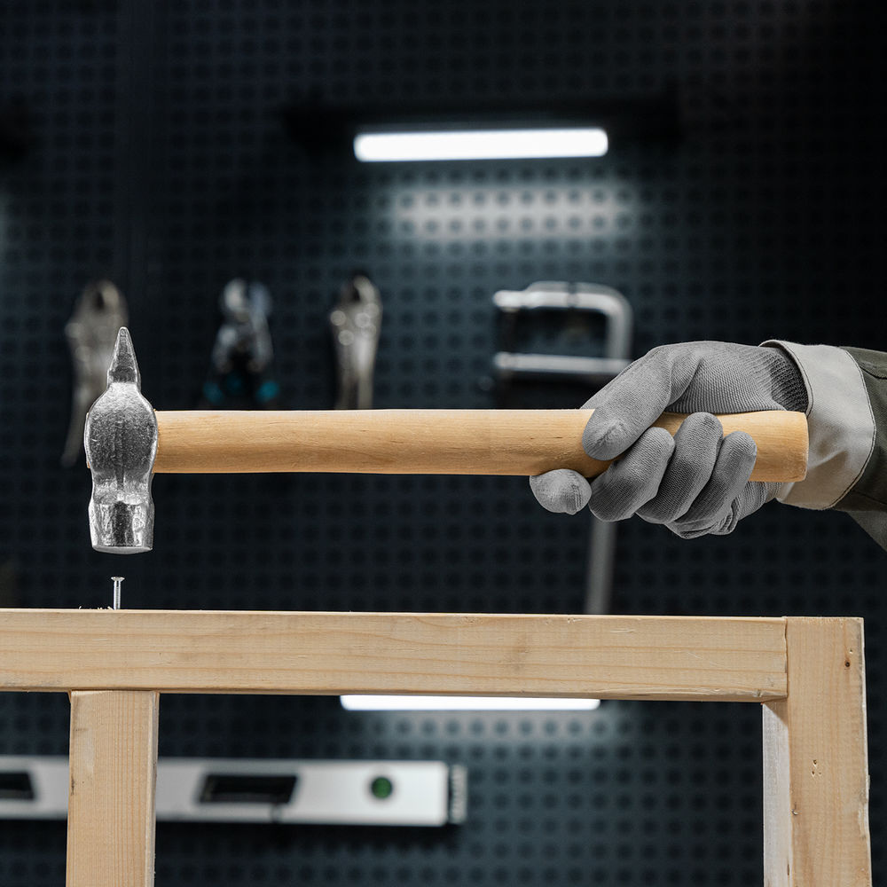 Молоток слесарный, 600 г, круглый боек, деревянная рукоятка (10241)