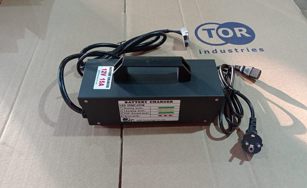 Зарядное устройство для штабелёров DYC/PEMS 12V/15A (Charger) (1002948)