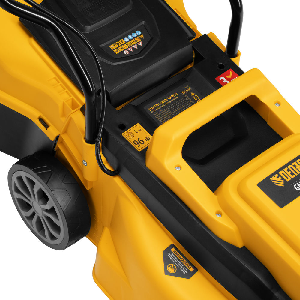 Газонокосилка электрическая GMC-1200, шир.,32см, 1200 Вт, 3 уров., травосб. 30 л Denzel (96628)