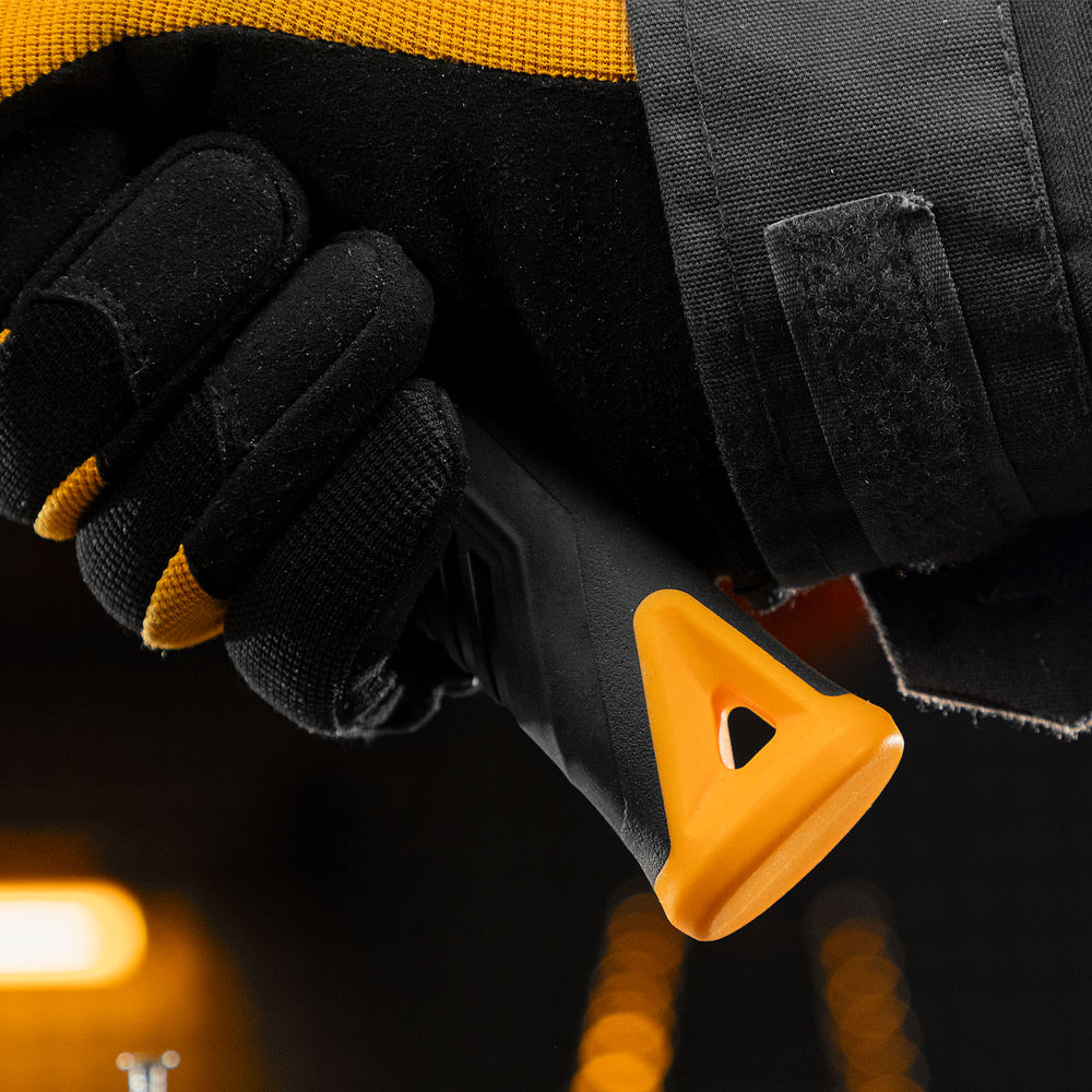 Молоток слесарный, 300 г, кованый, фибергласовая рукоятка c TPR покрытием Denzel (10483)